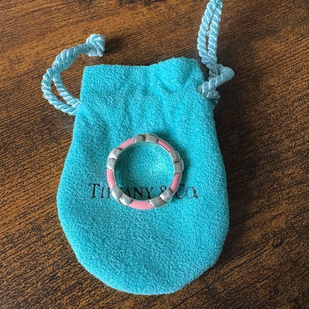 Tiffany & Co. Pink Enamel Kiss Ring